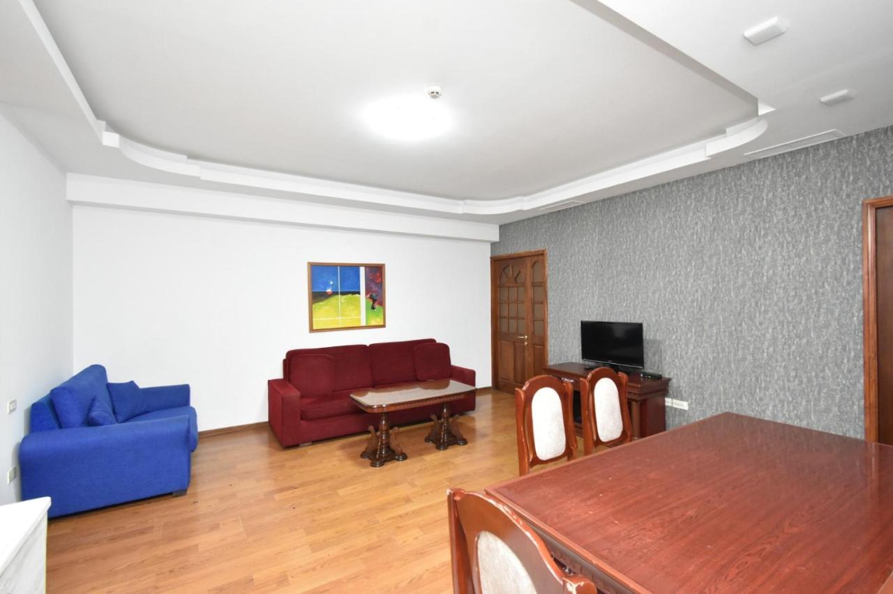 Armenak Apartments N20 예레반 외부 사진